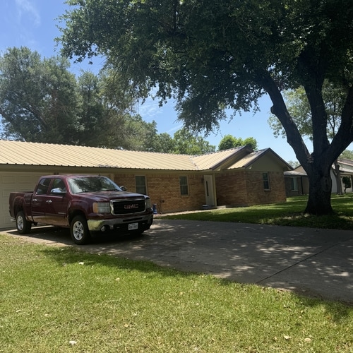 family friend roofing construction 2026 02 10T22 18 24.013194Z 62507